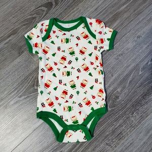 NWOT. Baby Christmas onsiehs.